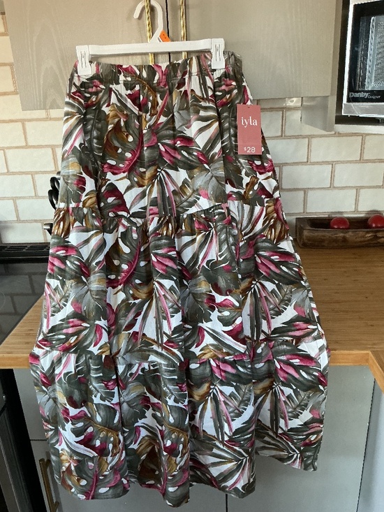 Ilya Dresses & Skirts - Ilya linen skirt